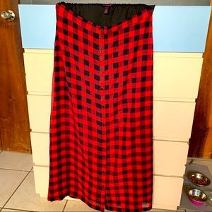 XL Material Girl Red & Black Maxi Skirt ❤️🖤